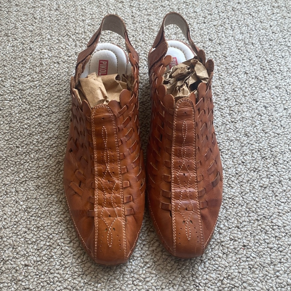 Pikolinos Romana Brandy Women’s Size 42/11.5